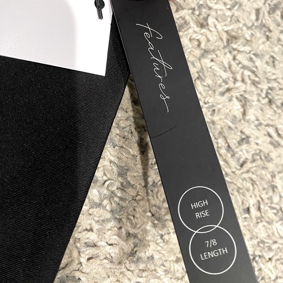 NWT Kineses 7/8 high-waisted black leggings - Picture 6 of 7